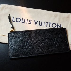 Louis Vuitton zip wallet insert